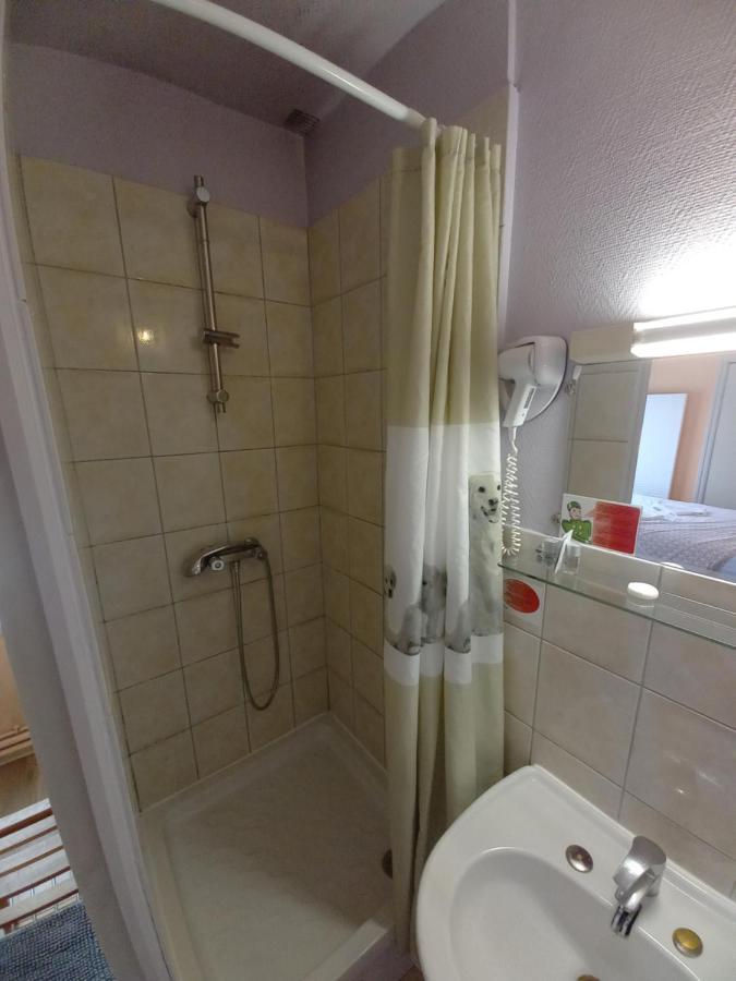 Le Terminus Fasthotel Soissons Centre Екстер'єр фото