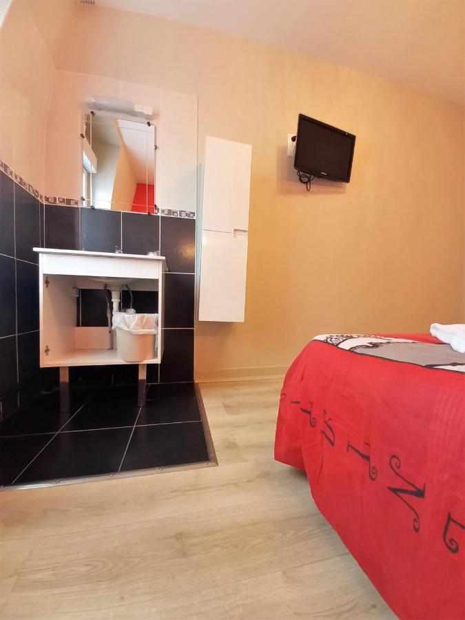 Le Terminus Fasthotel Soissons Centre Екстер'єр фото