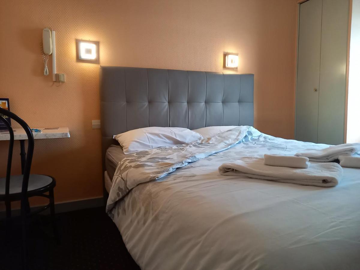 Le Terminus Fasthotel Soissons Centre Екстер'єр фото